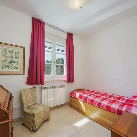 Clara By Interhome Lido di Camaiore