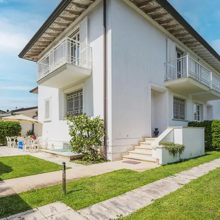 Clara By Interhome Ferienhaus *